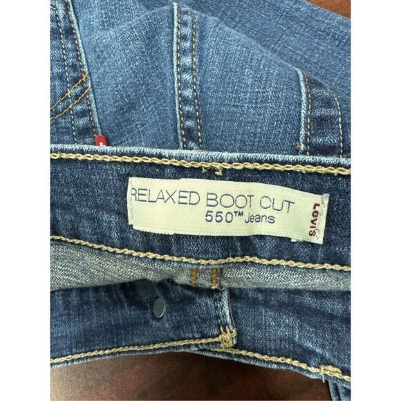 Levi’s 550 Relaxed Boot Cut Denim Jeans Size 6 Short - Picture 5 of 9